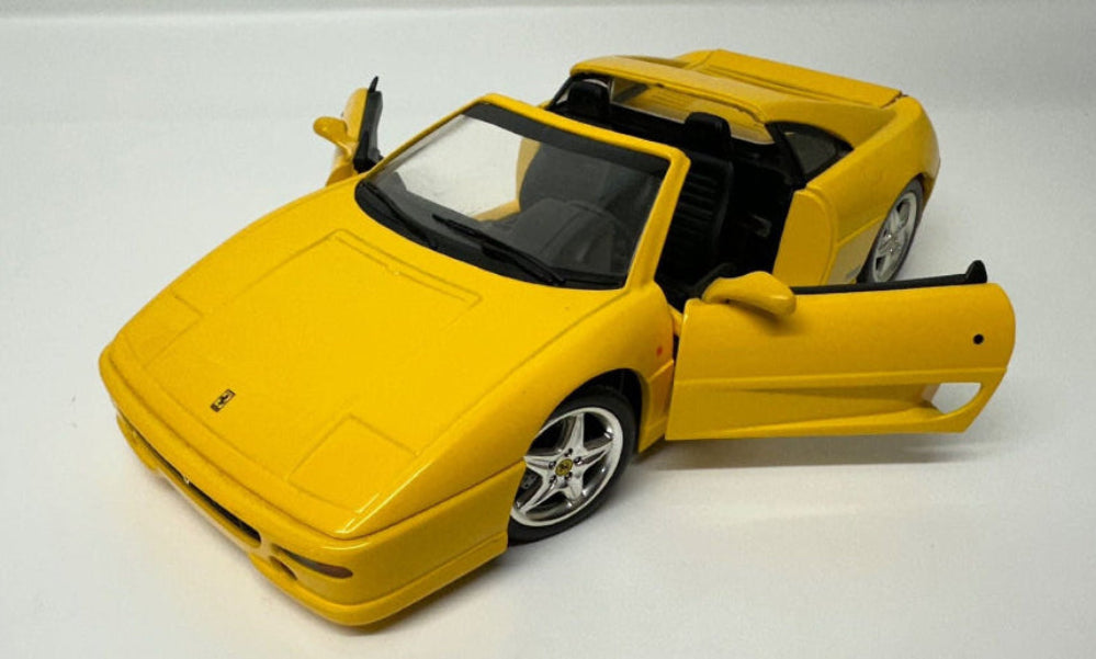 Ferrari F355 Spider 1999 gelb
