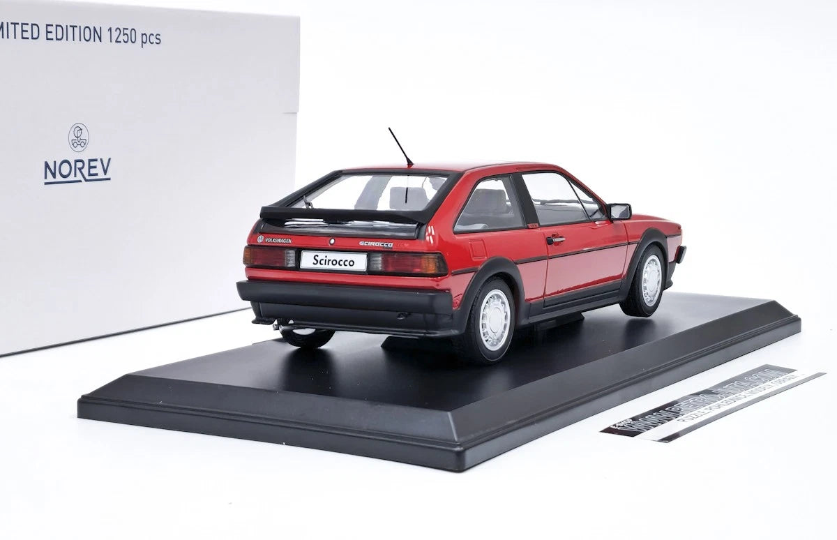 VW Scirocco rot 1988 1:18