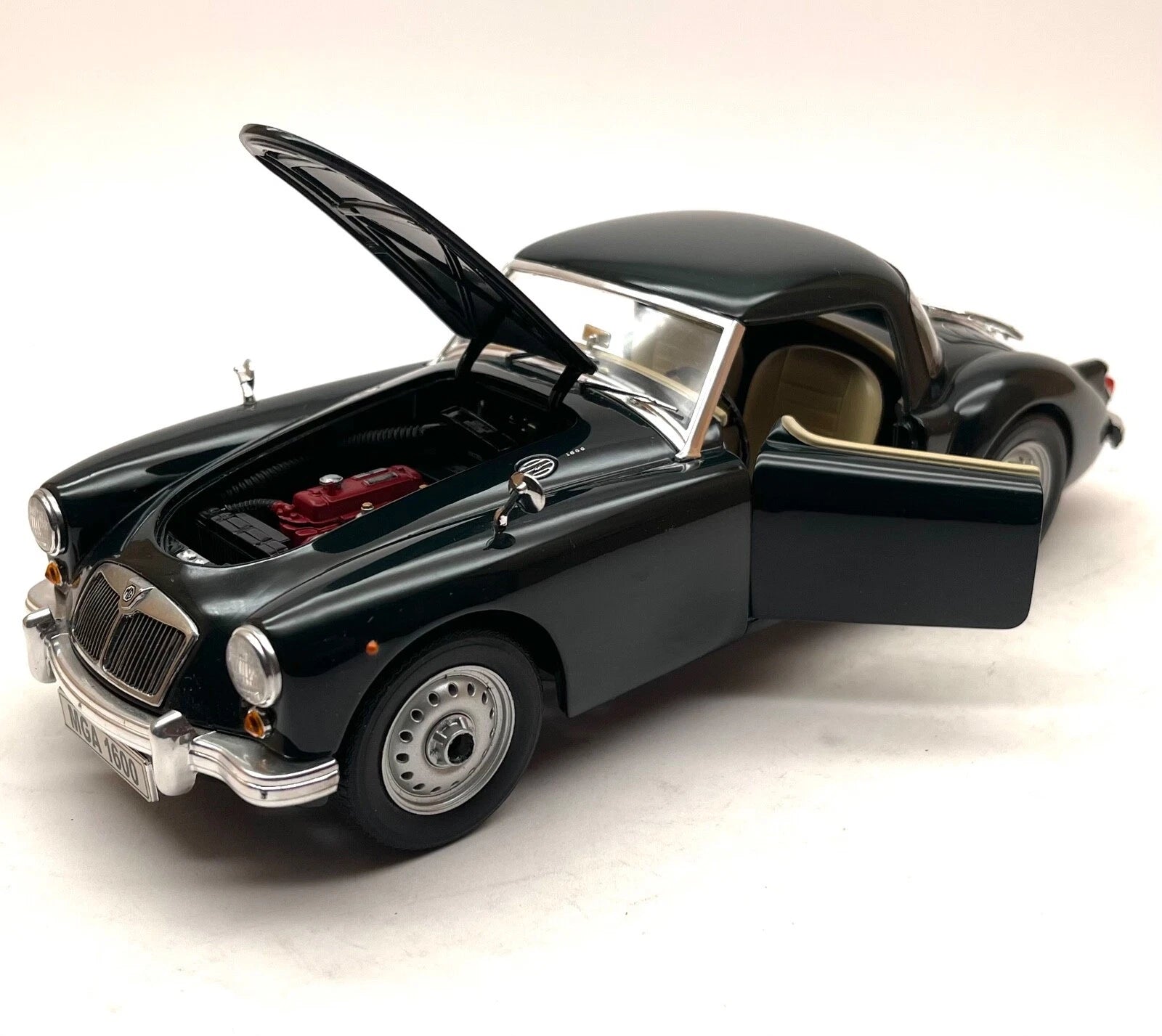 MG A Roadster 1:18 Sammler