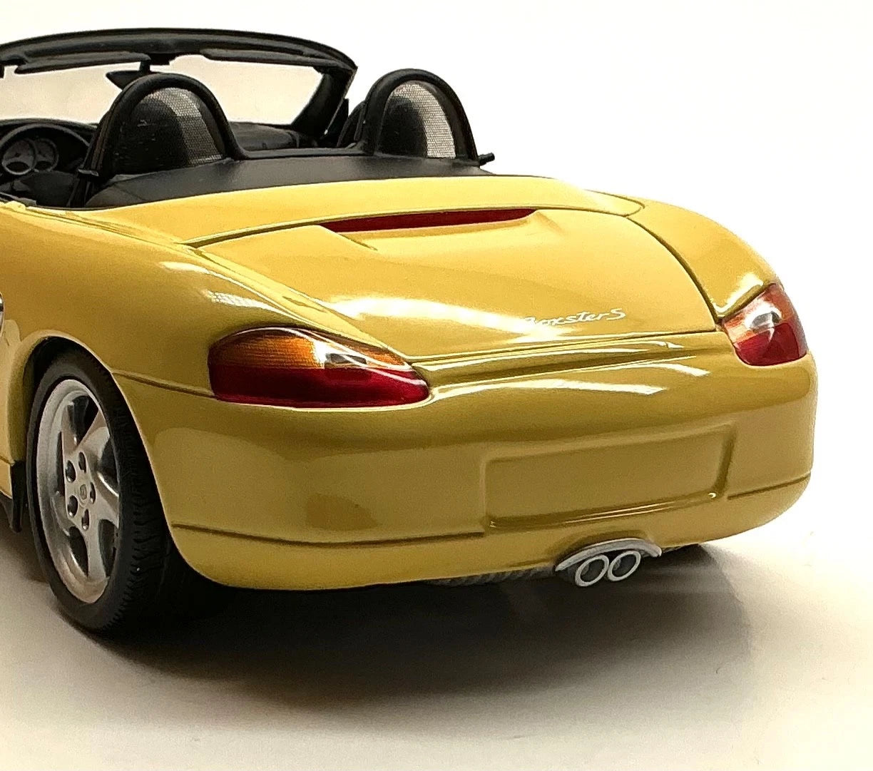 Porsche Boxster S 1:18 New