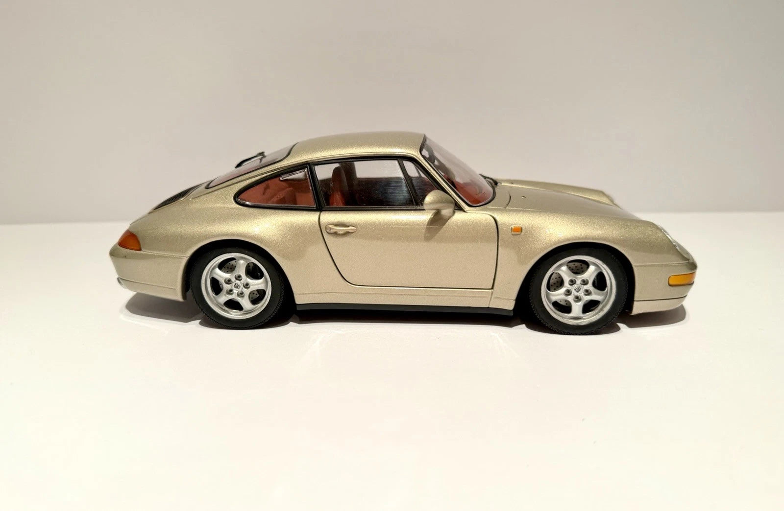 Porsche 911 (993) Sammler New
