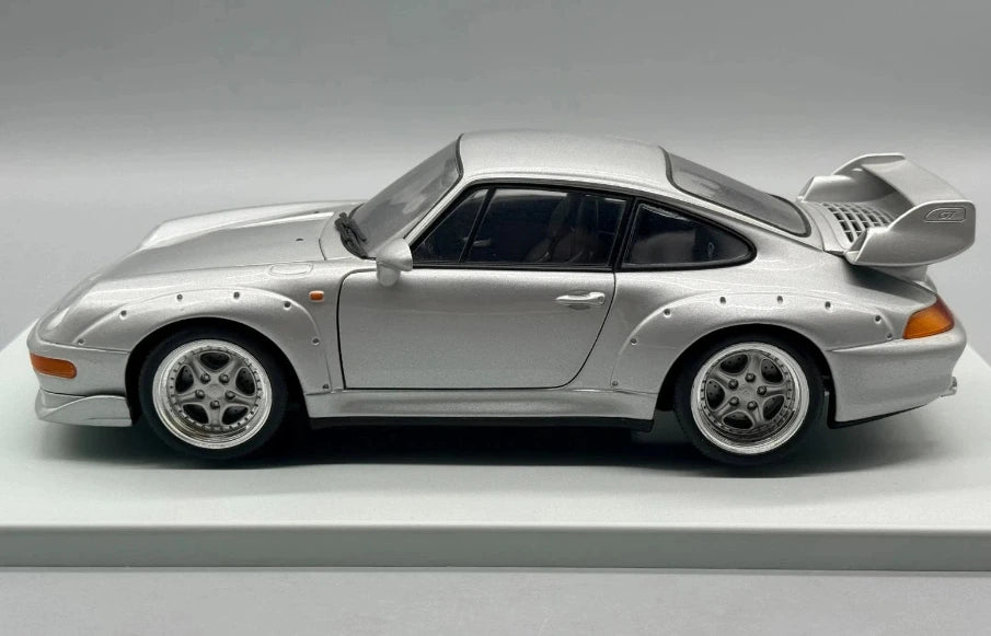 Porsche 911 GT2 1997 1:18