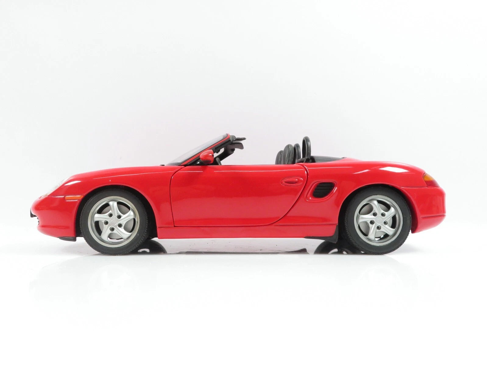 Porsche Boxster Cabriolet 1996 1:18