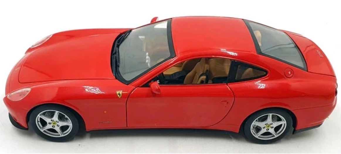 Ferrari 612 Scaglietti 1:18