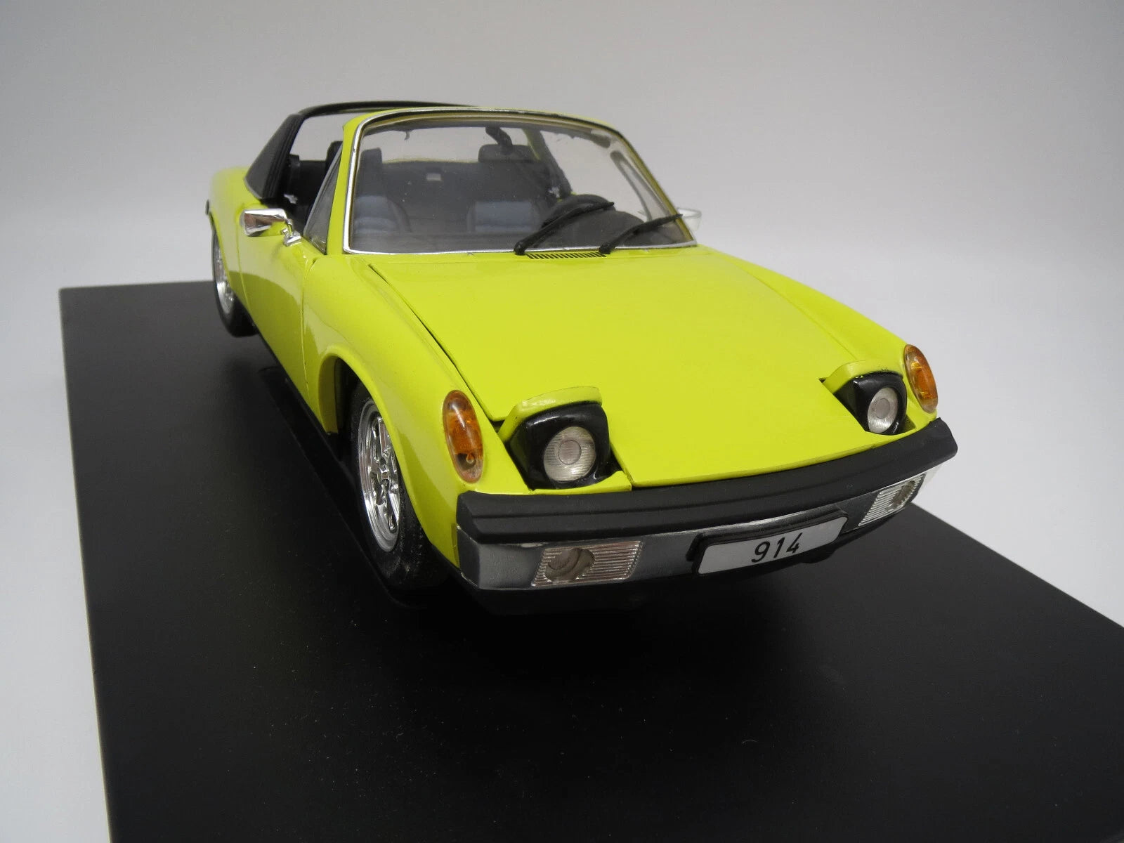 VW Porsche 1:18