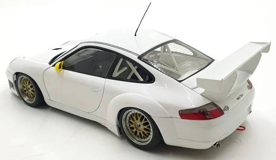 Porsche 911 GT3-R 1:18