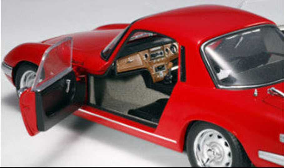 Lotus Elan S/E Coupé 1957 1:18