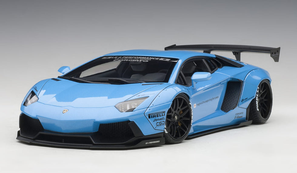 Lamborghini Aventador LBW 1:18
