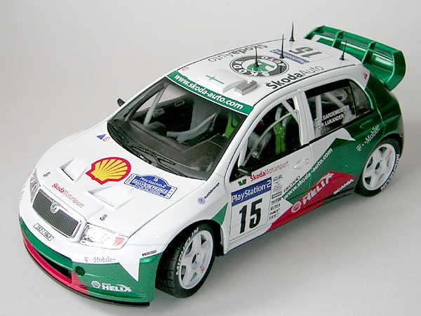 Skoda Fabia Rally Nr.15 2003 1:18