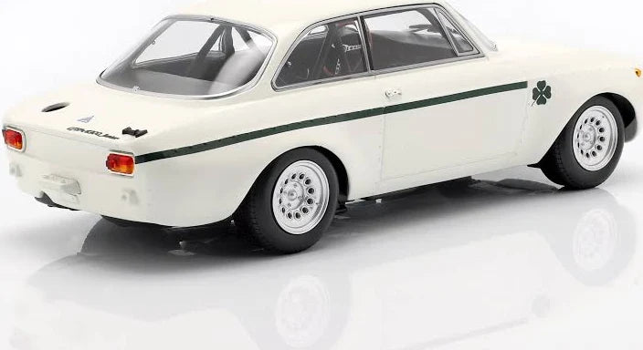 Alfa Romeo GTA 1300 Junior 1971 Limited 1:18
