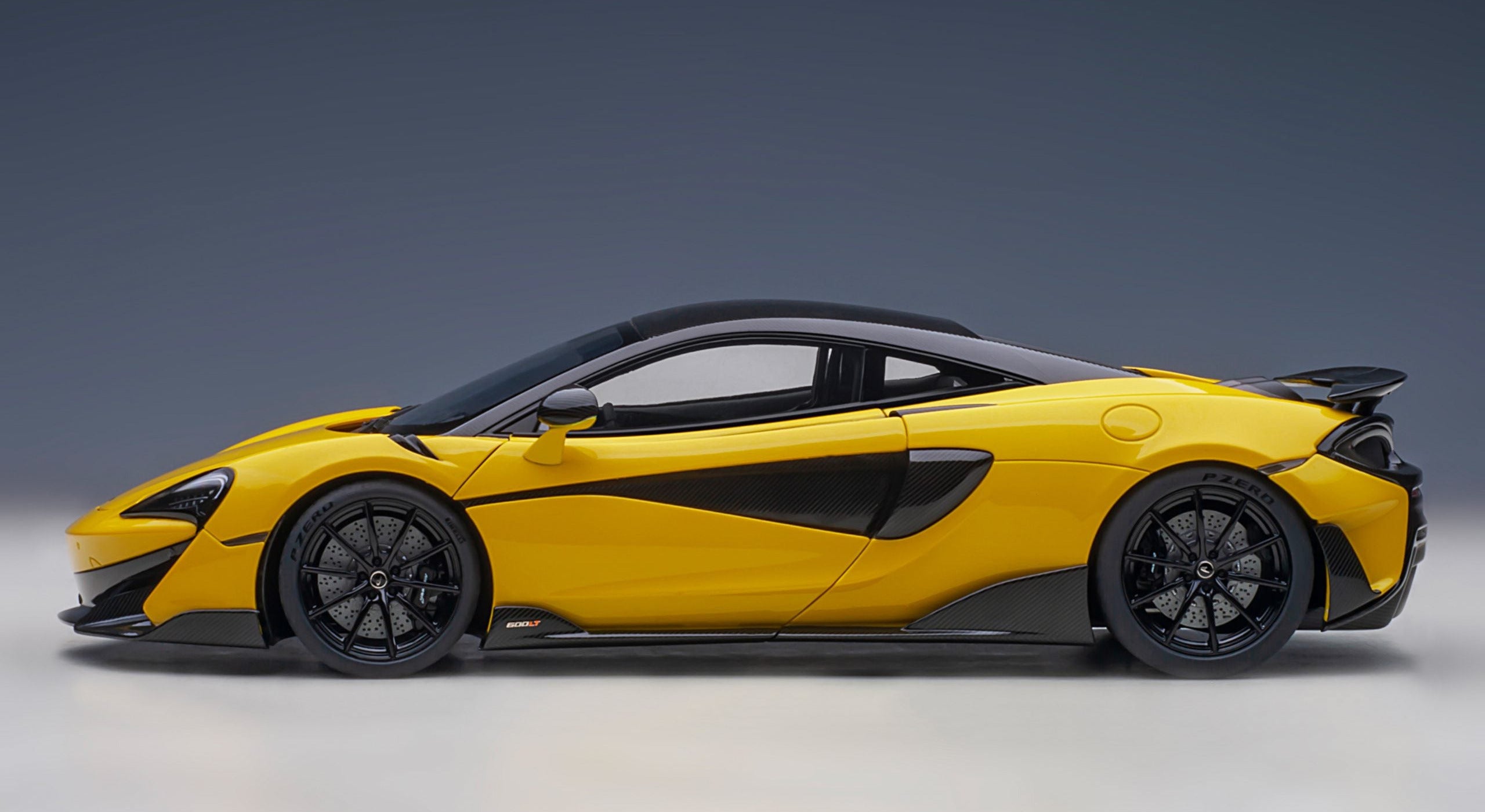 McLaren 600LT 1:18
