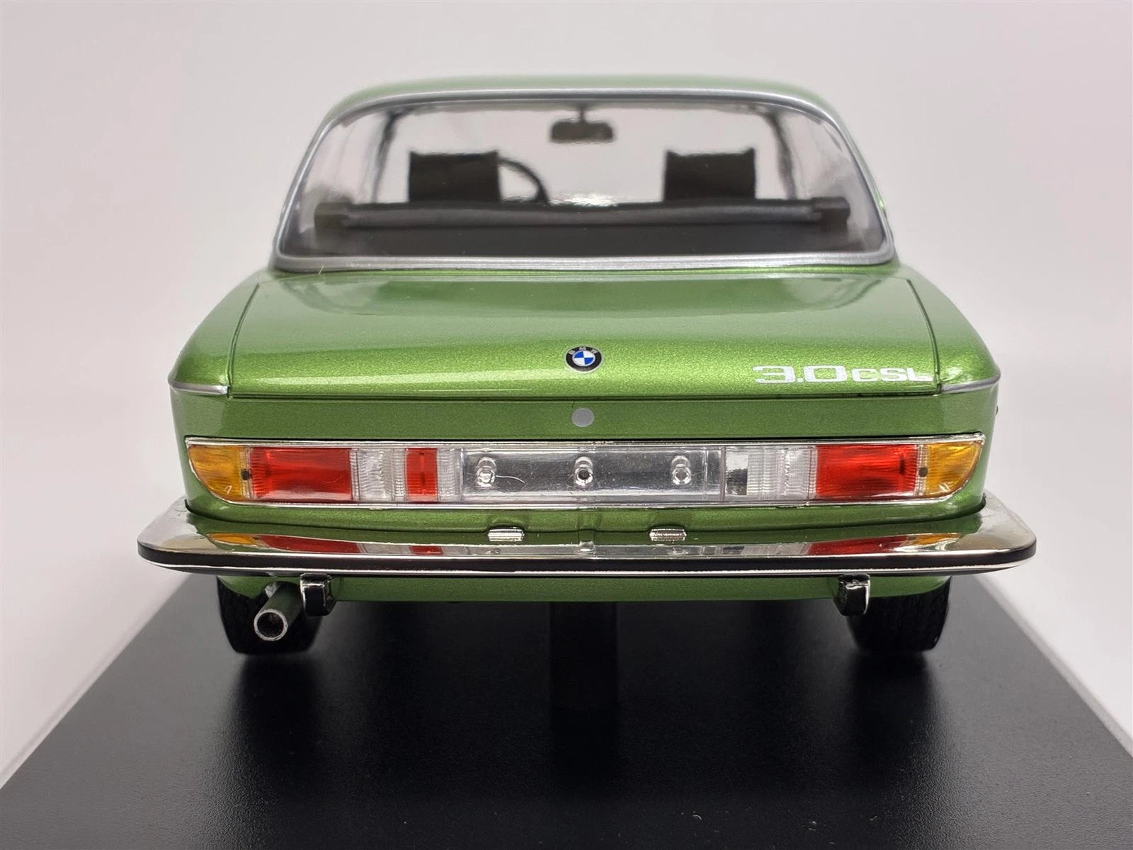 BMW CSI 3.0 1971 1:18