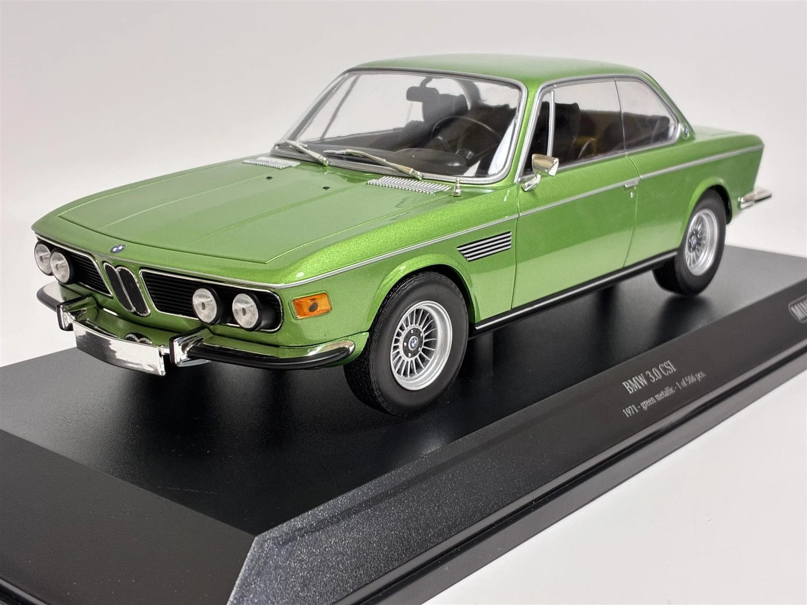 BMW CSI 3.0 1971 1:18