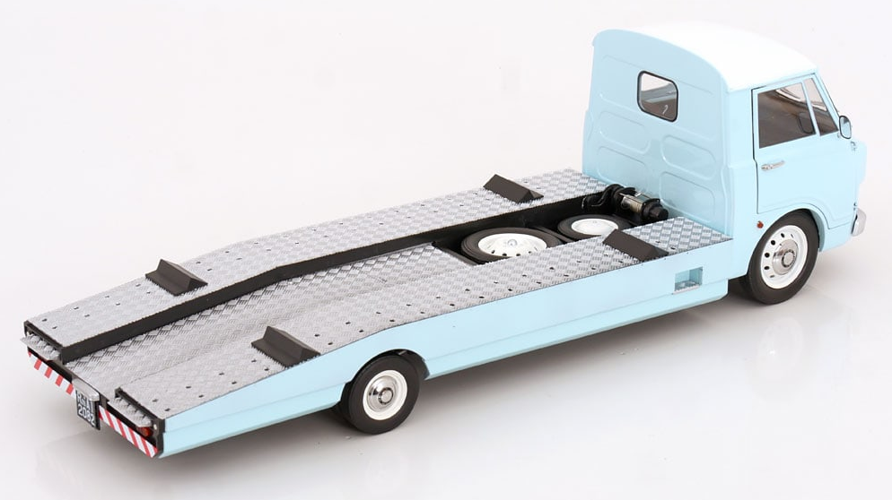 Alfa Romeo A12 (F12) Abschleppwagen Limited 1:18