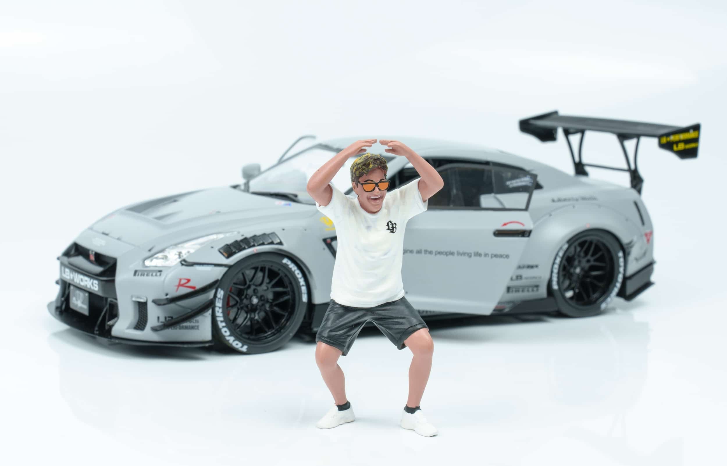 Nissan GT-R (R35) LBW Type 2.0 1:18
