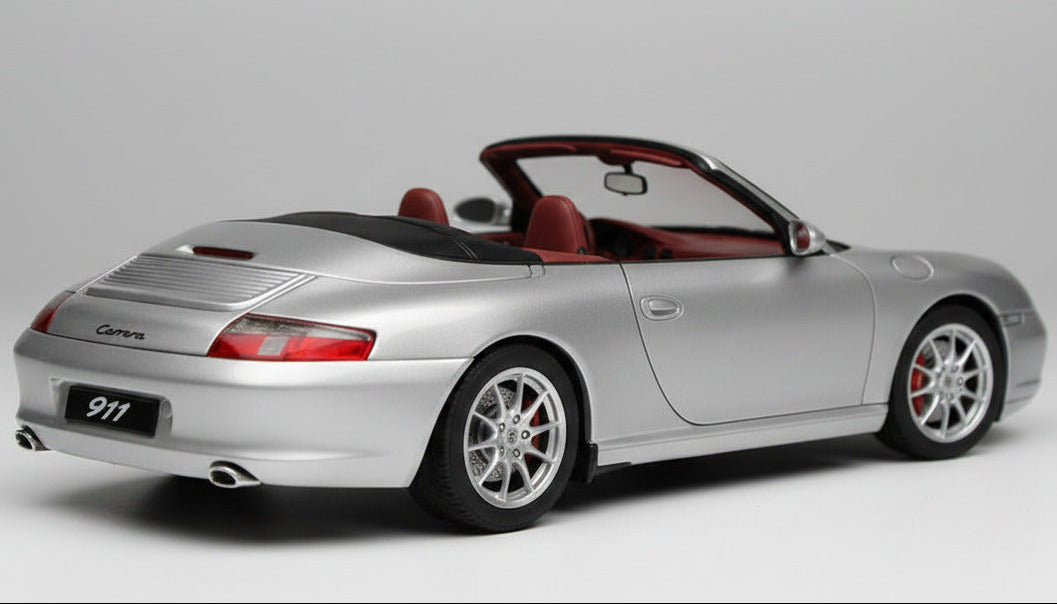 Porsche Carrera Cabrio Facelift 1:18